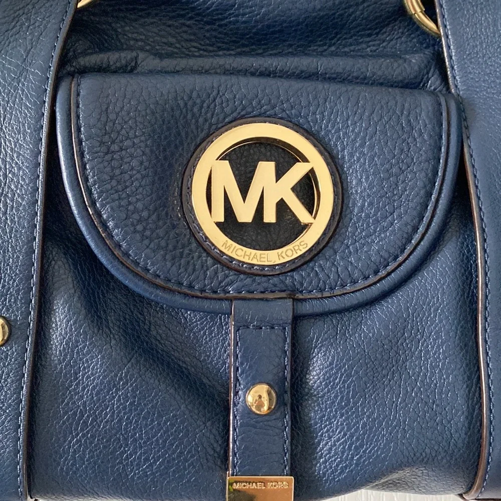 Michael Kors Navy Bag - Picture 3 of 6